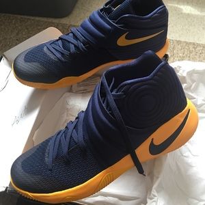 Kyrie 2